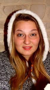 Sarah Legendre's Instagram, Twitter & Facebook