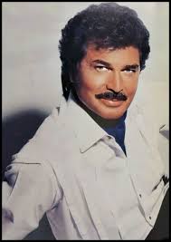 Duane Drost singing "Welcome to My World" with Rick Morehouse