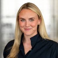 Sarah Hatch's Instagram, Twitter & Facebook