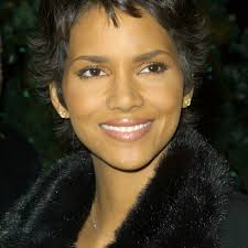 Halle Berry's Beauty Evolution Covers *Every* Cool Short Haircut Possible