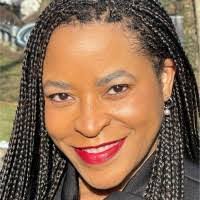 Annie Wick's Instagram, Twitter & Facebook