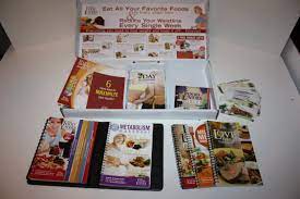 Food Lovers Fat Loss System Kit Binder Fat Loss Secrets Audio Series 3 Dvds 6 Audio Cds Recipes And 4 Ring Bound Books Robert Ferguson Amazon Com Books