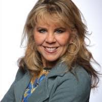 Kimberly Christianson's Instagram, Twitter & Facebook