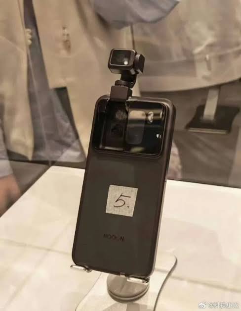 Honor Robot Phone: Showcase ahead of MWC - S24