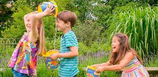 Otros juegos para niños tienen temas de vacaciones para cada mes del año. Los Mejores Juegos Para Ninos Al Aire Libre Para Celebrar Una Fiesta