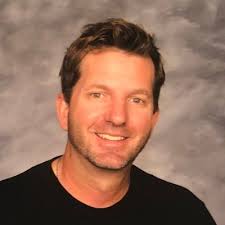 Jade Cisneros (@jcizzzzz)