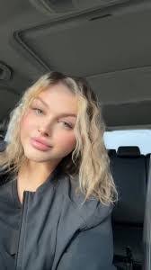 Brooke Denham's Instagram, Twitter & Facebook