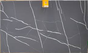 Caesarstone is a line of engineered stone that is made from 93 percent natural quartz and 7 percent polyresin. Calacatta Grey Mgsi
