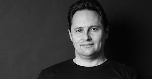 József «Joey» Keller, CTO und erster Angestellter von Friendly