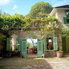 Caribbean Hideaways Rizzoli This Got Me Thinking About Living In An Amazing Sunny Location And Hav Mit Bildern Karibik Hauser Holzhaus Bungalow Schone Zuhause
