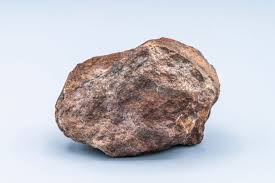 The meteoritical society is an international organization dedicated to the promotion of research and education in planetary science with emphasis on the studies of meteorites and other extraterrestrial. Grosster Meteorit Deutschlands War Jahrelang Deko In Garten