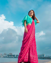 How To Look Spectacular In Simple Sarees Saree Photoshoot Saree Poses Simple Sarees Make a chic, fresh statement this summer for any occasion, from brunch with heeled sandals to the beach in casual slides. saree photoshoot saree poses