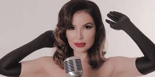 Liah Soares lança EP “De Tanto Amor” celebrando Roberto Carlos