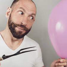 𝗦𝗽𝗼𝘁𝗹𝗶𝗴𝗵𝘁: Adam Bloom 𝗔𝗽𝗽𝗲𝗮𝗿𝗶𝗻𝗴: 13th September 🎟  Tickets: Comment FUZZY and we'll send you the link for tickets One of the  most inventive comics in the UK, Adam Bloom has appeared on