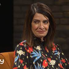 Nun tut es ihm seine ehemalige kollegin linda zervakis gleich. Linda Zervakis Tagesschau Ard Verpennt Live Auftritt Im Zdf Das Steckt Hinter Dem Fauxpas Tv