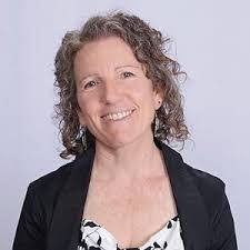 Dawn Stilwell's Instagram, Twitter & Facebook