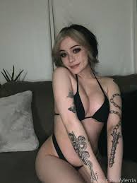 Vylerria : rtwitchasians