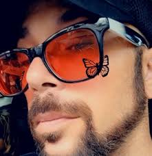 How to identify real players in online games?