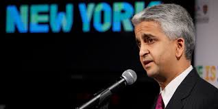 Sunil Gulati says he'd be willing to disclose FIFA pay