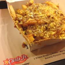 #alice to zouroku #carls jr #that caught me completely off guard #it is distractingly weird #incidentally the first time i ever had its not his fault that carls jr. Carl S Jr Messy Chili Cheese Fries Chili Cheese Fries Food I Foods