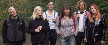 Toch kan johan niet de mol zijn want hij moest het spel verlaten, tot groot. Wie Is De Mol Aflevering 5 Hints En De Leukste Tweets