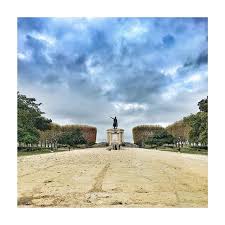 Parc Du Peyrou La Statue Equestre De Louis Xiv Sur La Promenade Du Peyrou Le Parc Du Peyrou Classe Parmi Les Monuments Histo Country Roads Instagram Road