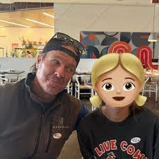 Kay Gaines's Instagram, Twitter & Facebook