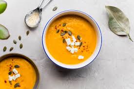 Ready to throw an epic dinner party, but need ideas for decorations, the menu, drinks, dessert, food or your table? Unique Dinner Party Themes I Paperless Post