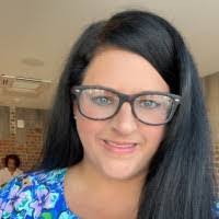 Lori Ruffner's Instagram, Twitter & Facebook