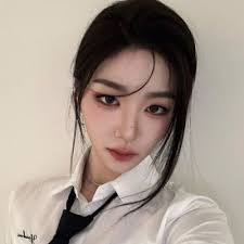 Mickey_Weblume🌼🌼🌼 (@mchl0_0)