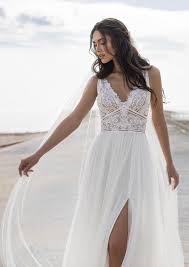 Check spelling or type a new query. Boho Brautkleid Spitze Beinschlitz Schmal Pronovias Wedding Dress Couture Wedding Gowns A Line Wedding Dress
