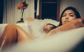 Phim 18+ Người tình tung trailer đầy cảnh nóng