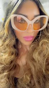 The GORGEOUS “HALEY” frame is here for SPRING!!! This BEAUTY takes CENTER  STAGE!! A modern take