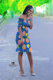 La première correspond à la période dite du « costume impersonnel », des origines au xiv e siècle. Robe Droite En Elastique By Les Vrais Modeles Africains Facebook