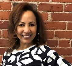 Denise Moreau's Instagram, Twitter & Facebook