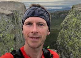 Damian Hall Breaks Paddy Buckley Round Record