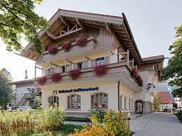 Der vr service ist vom ganzheitlichen angebot der vr bank nicht mehr wegzudenken. Volksbank Raiffeisenbank In Ruhpolding