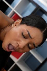 Vipissy Lexi Dona Linda Hoot Office Thigh yes porn pics xxx