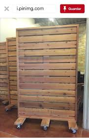 Za Balkon Materials For The Garden Fence For Garden Fences The Most Diverse Materials Are Offered In 2020 Free Standing Wall Moveable Partition Wall Pallet Walls