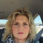 Adele Poe's Instagram, Twitter & Facebook