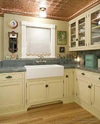 Lcrullman S Image Beautiful Kitchen Cabinets Antique White Kitchen Antique White Kitchen Cabinets