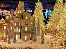 Las vegas in december is full of festive things to do and see. Christmas Decoration Picture Of Wynn Las Vegas Tripadvisor
