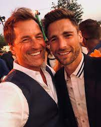 Andrew Walker on Instagram: “Brother from another... @paulgreeneofficial  #tca19 #hallmarkchannel feel so fortunate to a be… | Actrice, Instagram  photo, Mecs mignons
