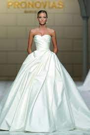 Pronovias Casey Wedding Dress New Size 10 2 150 Pronovias Wedding Dress Ball Gowns Wedding Wedding Dresses