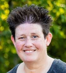 Sandra Mcclellan's Instagram, Twitter & Facebook