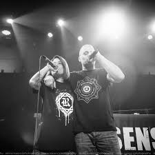 European hip hop is hip hop music created by european musicians. Oi Razastarr Skotwsane Th Dipsa Mas Sto Passport Frapress