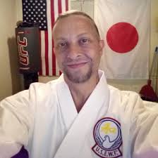 What are the best neighborhoods and schools in Murfreesboro, Tennessee, for  a family moving from South Florida?