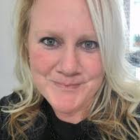 Kimberly Mclellan's Instagram, Twitter & Facebook