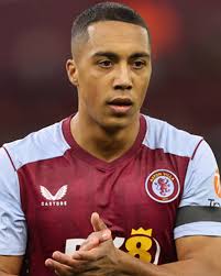 Youri Tielemans » Bilanz unter Árbitro Nicolas Laforge