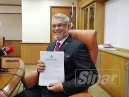 Memetik dari bernama, peniaga perlu memohon lesen perniagaan sementara yang sah selama enam bulan di laman web dbkl, yang ditawarkan secara percuma. Dbkl Keluarkan Lesen Penjaja Terhad